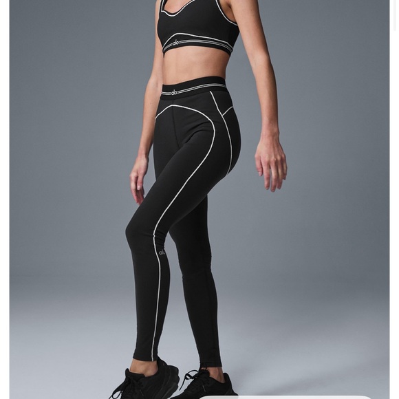 ALO Yoga Black Leggings with White Accents - Picture 1 of 2